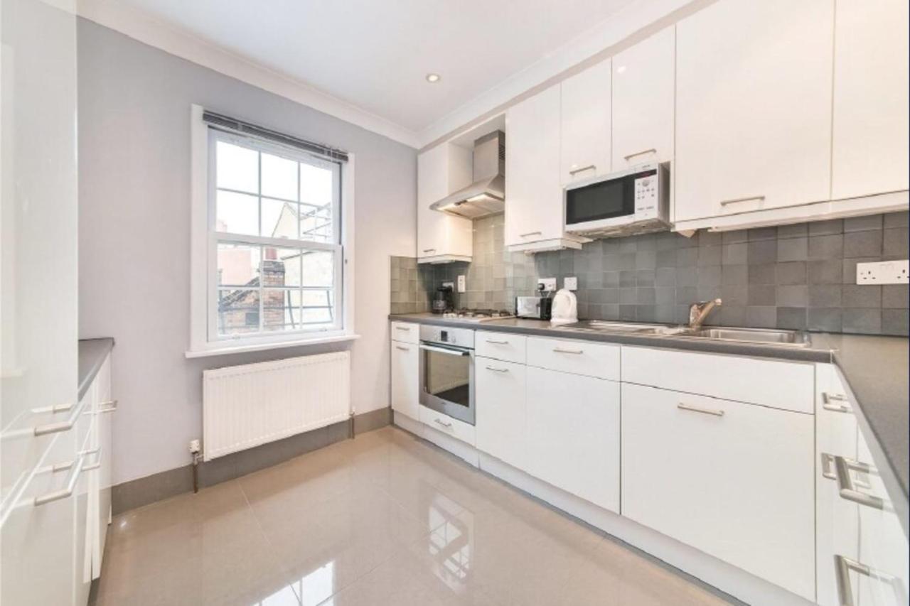 Beautiful 1 Bedroom Apartment In Victoria ロンドン エクステリア 写真