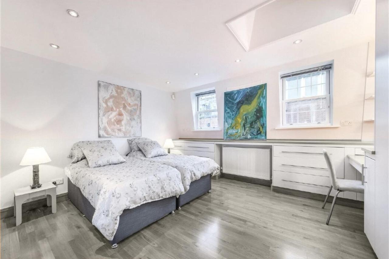 Beautiful 1 Bedroom Apartment In Victoria ロンドン エクステリア 写真